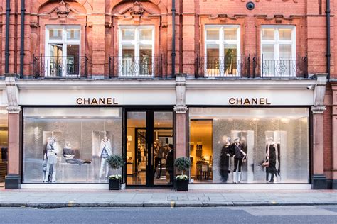 list of chanel stores in us|stores that sell chanel.